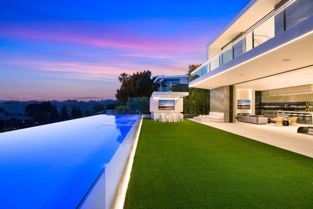 The Ridgedrive Villa