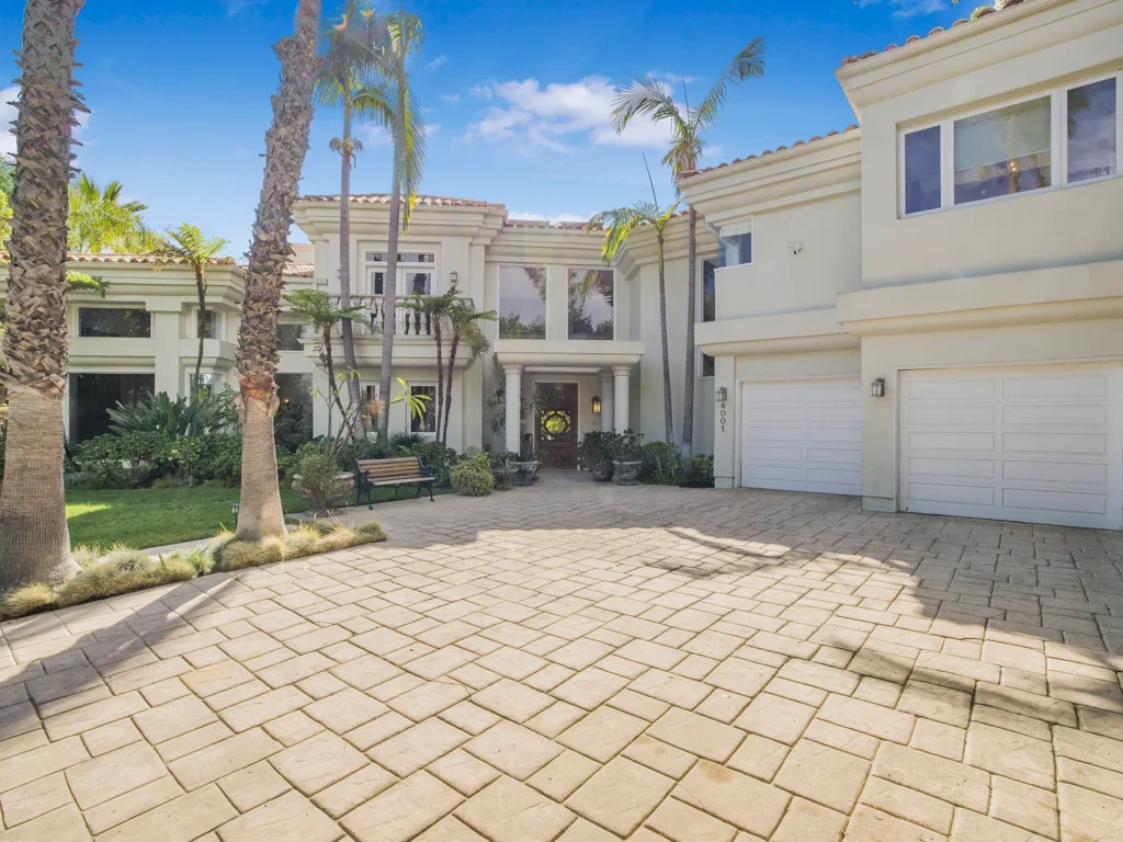 The Clarinda Mansion