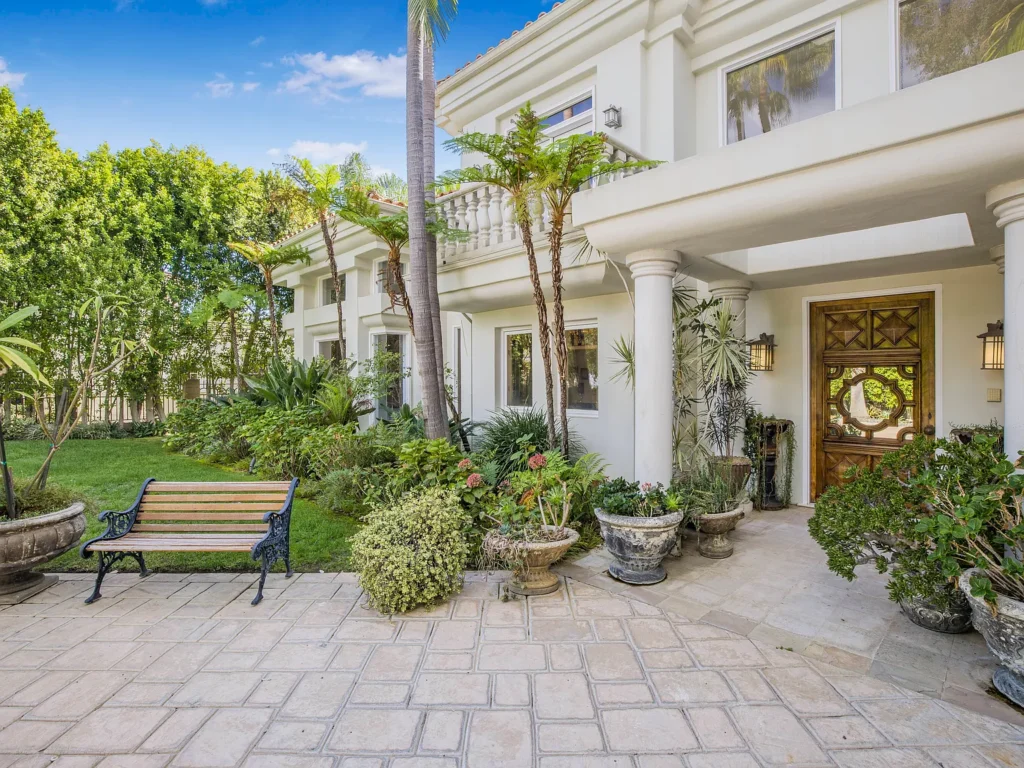 The Clarinda Mansion